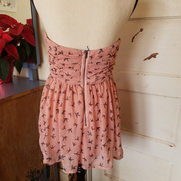 Forever 21 Boho Strapless Pink Bird Print Top - Picture 5 of 9